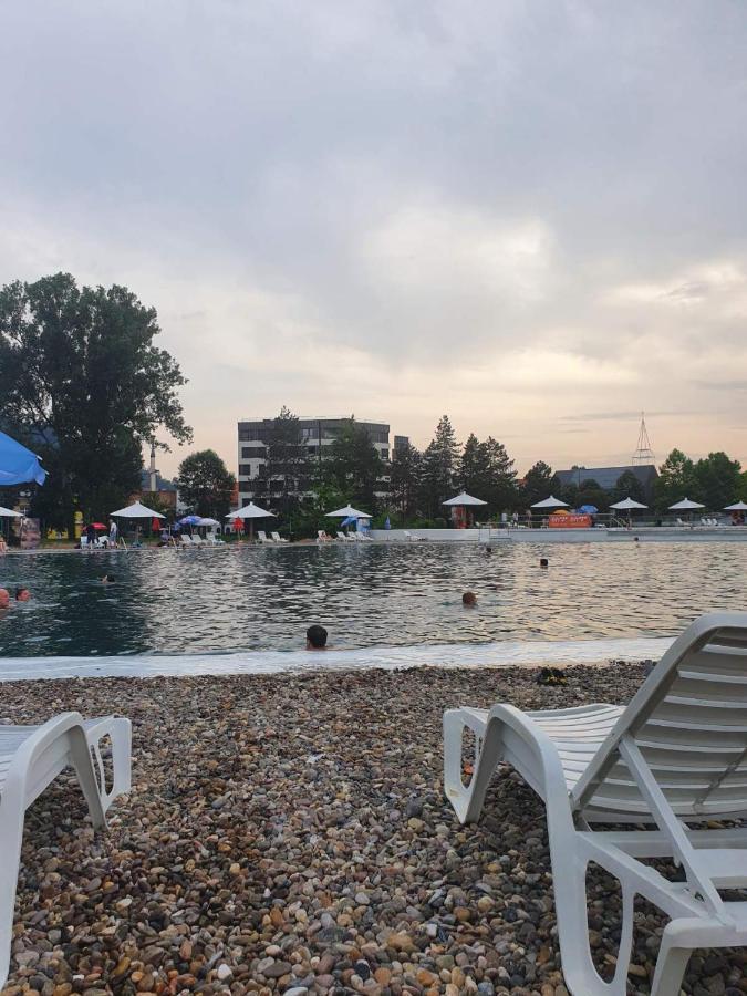 apartman Kami Tuzla Bagian luar foto